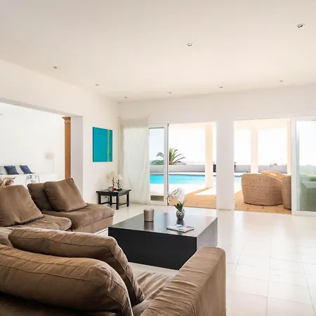 Es Gallinot * Μαό